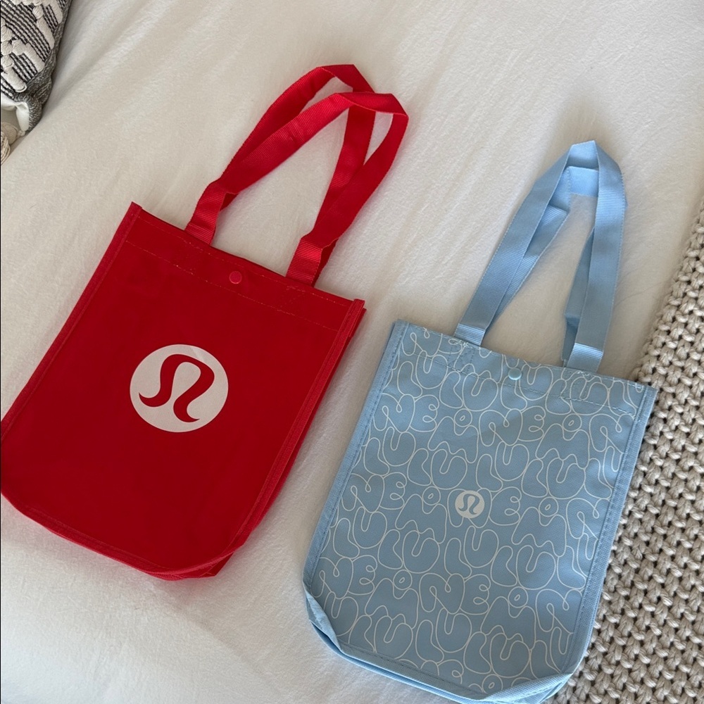 lululemon athletica Red and Light Blue Tote Bags - Picture 3 of 3